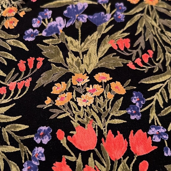 💐🎶 90’s vibes flower dress - Picture 4 of 7